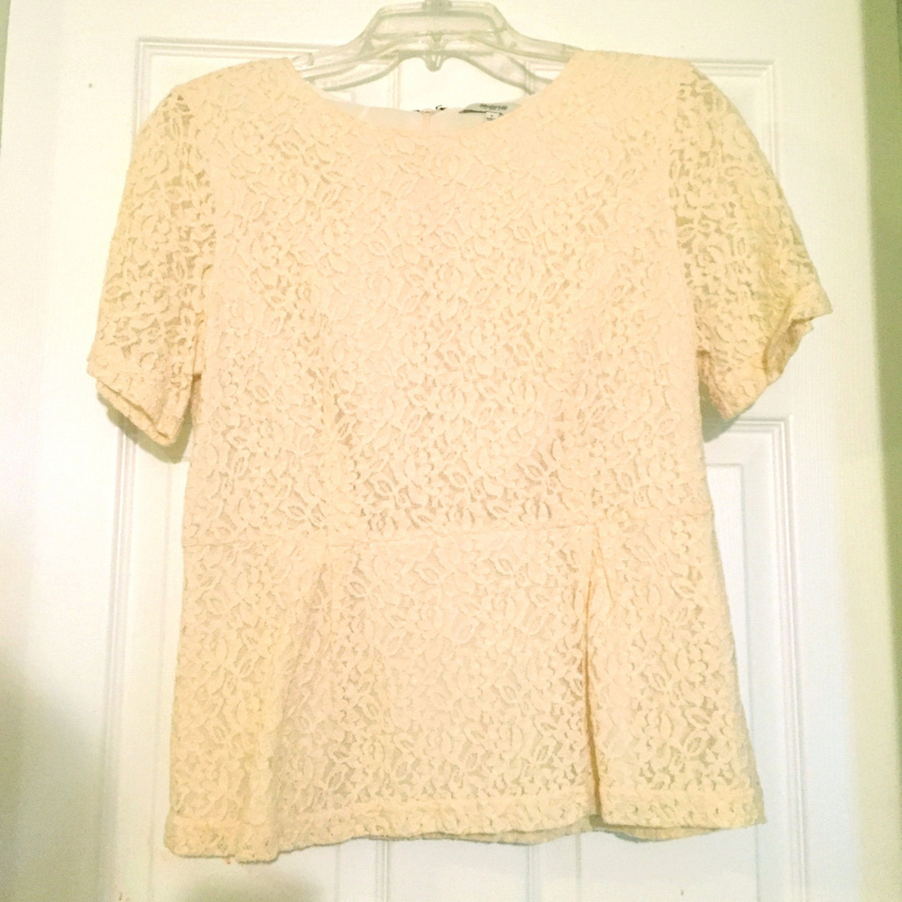 Ivory Madewell Lace Peplum Blouse in Size Large- L